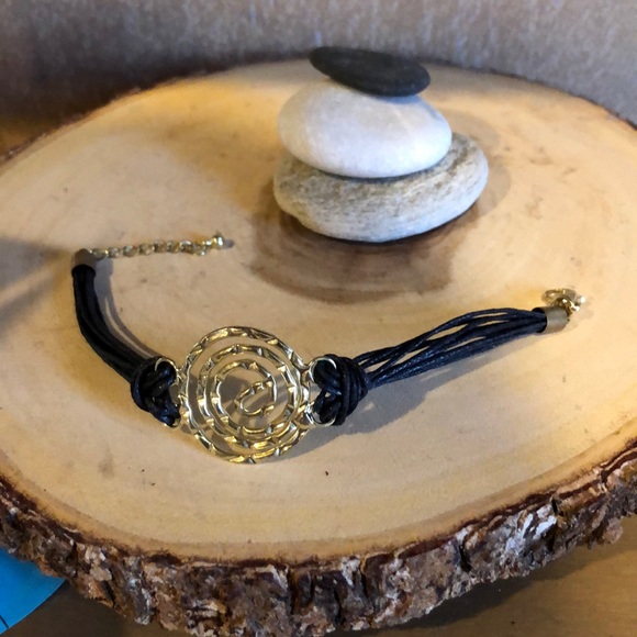 Handpicked from Greece! - Picture 2 of 3